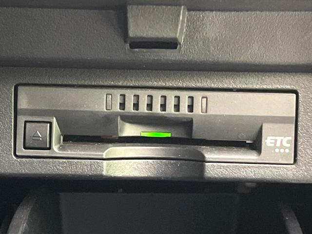 ヴェルファイア ２．５Ｚ　Ｇエディション　禁煙車　後期型　モデリスタエアロ　ＢＩＧ－Ｘ１１型ナビ　バックカメラ　フルセグ　ＣＤ／ＤＶＤ／Ｂｌｕｅｔｏｏｔｈ　１２型フリップダウンモニター　衝突軽減装置　ＬＥＤヘッド／フォグライト　オートライト（62枚目）