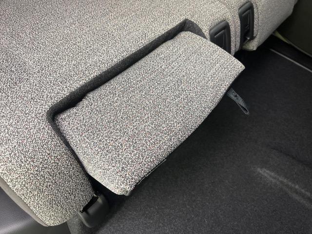 スペーシア ハイブリッドX 4WD 届出済未使用車 衝突軽減装置 LEDヘッドライト オートハイビーム 車線逸脱警報 両側電動スライドドア 後席サーキュレーター 後席オットマン スマートキー オートエアコン(32枚目)