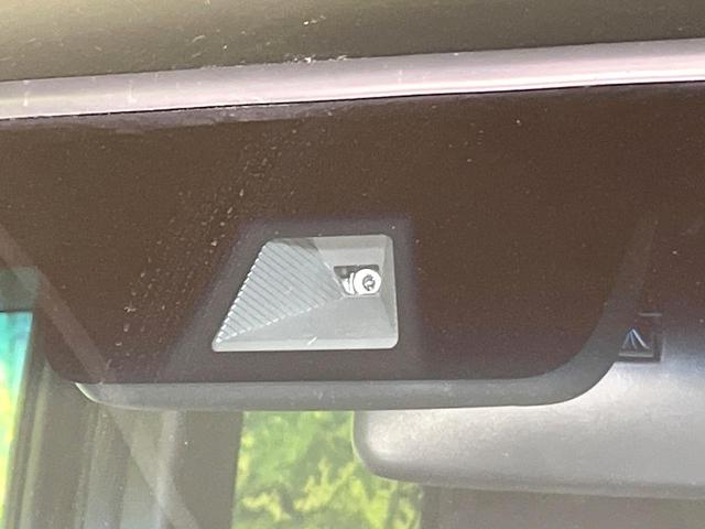 N-BOXカスタム G・Lホンダセンシング 禁煙車 メモリーナビ バックカメラ CD再生 地デジ 衝突軽減装置 LEDヘッド/フォグライト オートライト オートハイビーム アダプティブクルコン 電動スライドドア オートエアコン ETC ドラレコ(5枚目)