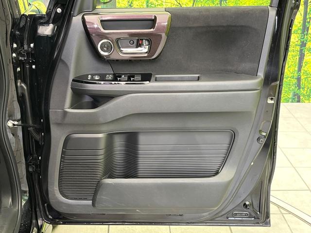 N-BOXカスタム G・Lホンダセンシング 禁煙車 メモリーナビ バックカメラ CD再生 地デジ 衝突軽減装置 LEDヘッド/フォグライト オートライト オートハイビーム アダプティブクルコン 電動スライドドア オートエアコン ETC ドラレコ(32枚目)