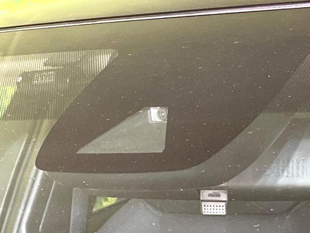 カローラツーリング ハイブリッド S 禁煙車 純正ディスプレイオーディオ バックカメラ フルセグ Bluetooth接続 衝突軽減装置 LEDヘッドライト レーダークルコン オートハイビーム コーナーセンサー ETC2.0 ドラレコ(5枚目)