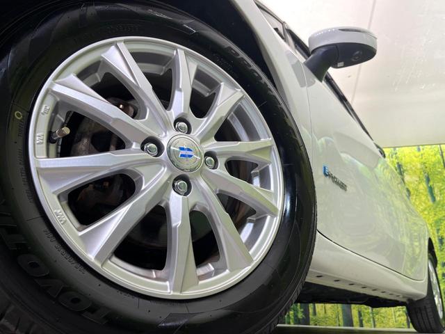 ノート e-パワー X 禁煙車 全周囲カメラ 衝突軽減装置 コーナーセンサー オートマチックハイビーム オートライト 車線逸脱警報 踏み間違い防止装置 横滑り防止装置 レーンアシスト デジタルインナーミラー オートエアコン(13枚目)