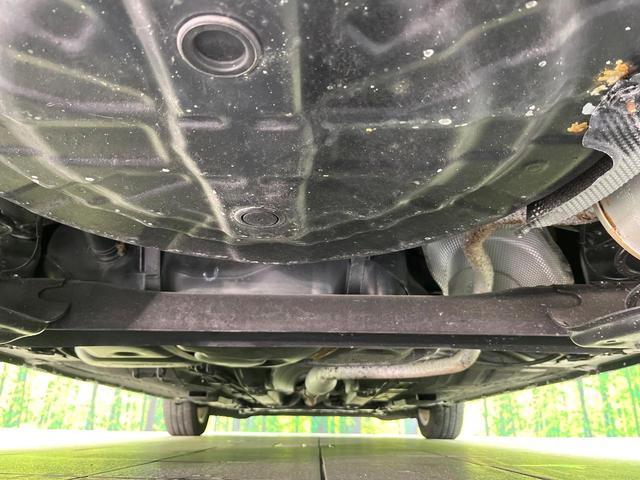 ノート e-パワー X 禁煙車 全周囲カメラ 衝突軽減装置 コーナーセンサー オートマチックハイビーム オートライト 車線逸脱警報 踏み間違い防止装置 横滑り防止装置 レーンアシスト デジタルインナーミラー オートエアコン(19枚目)