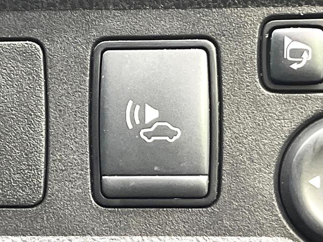 ノート e-パワー X 禁煙車 全周囲カメラ 衝突軽減装置 コーナーセンサー オートマチックハイビーム オートライト 車線逸脱警報 踏み間違い防止装置 横滑り防止装置 レーンアシスト デジタルインナーミラー オートエアコン(24枚目)