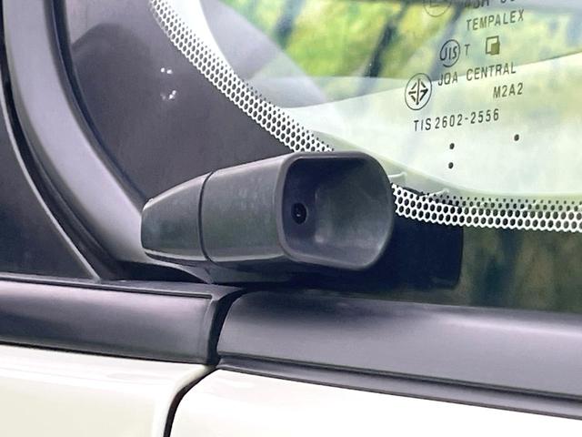 ノート e-パワー X 禁煙車 全周囲カメラ 衝突軽減装置 コーナーセンサー オートマチックハイビーム オートライト 車線逸脱警報 踏み間違い防止装置 横滑り防止装置 レーンアシスト デジタルインナーミラー オートエアコン(28枚目)