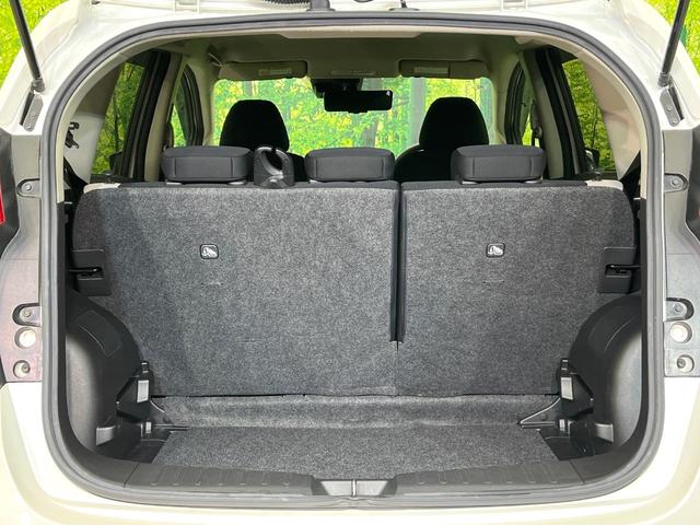 ノート e-パワー X 禁煙車 全周囲カメラ 衝突軽減装置 コーナーセンサー オートマチックハイビーム オートライト 車線逸脱警報 踏み間違い防止装置 横滑り防止装置 レーンアシスト デジタルインナーミラー オートエアコン(39枚目)