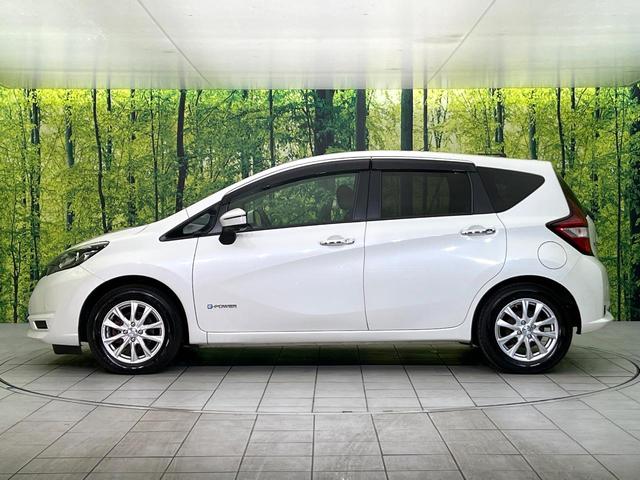 ノート e-パワー X 禁煙車 全周囲カメラ 衝突軽減装置 コーナーセンサー オートマチックハイビーム オートライト 車線逸脱警報 踏み間違い防止装置 横滑り防止装置 レーンアシスト デジタルインナーミラー オートエアコン(50枚目)