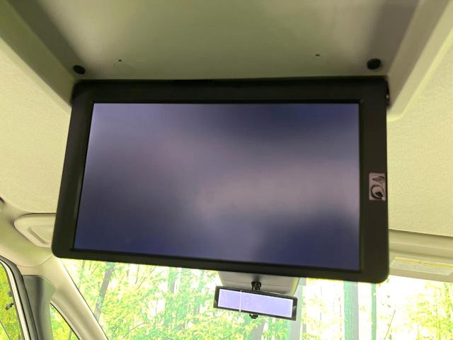 セレナ ハイウェイスターＶ　禁煙車　寒冷地仕様　純正１２型ナビ　全周囲カメラ　フルセグ　Ｂｌｕｅｔｏｏｔｈ　純正フリップダウンモニター　衝突軽減装置　ＬＥＤヘッド／フォグライト　オートハイビーム　プロパイロット　両側電動スライド（3枚目）