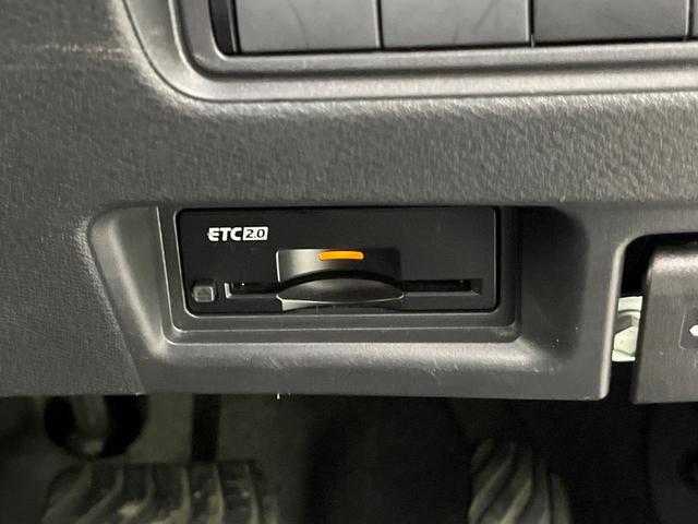 セレナ ハイウェイスターＶ　禁煙車　寒冷地仕様　純正１２型ナビ　全周囲カメラ　フルセグ　Ｂｌｕｅｔｏｏｔｈ　純正フリップダウンモニター　衝突軽減装置　ＬＥＤヘッド／フォグライト　オートハイビーム　プロパイロット　両側電動スライド（34枚目）