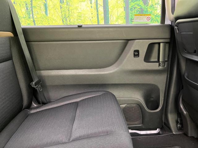 セレナ ハイウェイスターＶ　禁煙車　寒冷地仕様　純正１２型ナビ　全周囲カメラ　フルセグ　Ｂｌｕｅｔｏｏｔｈ　純正フリップダウンモニター　衝突軽減装置　ＬＥＤヘッド／フォグライト　オートハイビーム　プロパイロット　両側電動スライド（49枚目）