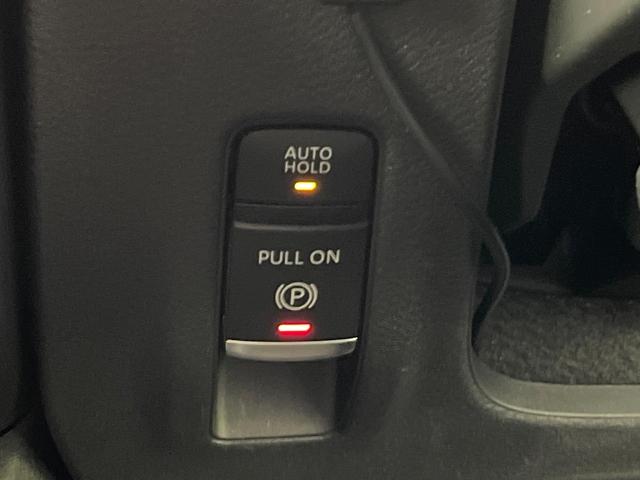 セレナ ハイウェイスターＶ　禁煙車　寒冷地仕様　純正１２型ナビ　全周囲カメラ　フルセグ　Ｂｌｕｅｔｏｏｔｈ　純正フリップダウンモニター　衝突軽減装置　ＬＥＤヘッド／フォグライト　オートハイビーム　プロパイロット　両側電動スライド（57枚目）