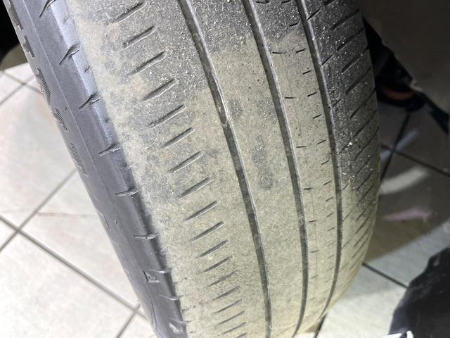 セレナ ハイウェイスターＶ　禁煙車　寒冷地仕様　純正１２型ナビ　全周囲カメラ　フルセグ　Ｂｌｕｅｔｏｏｔｈ　純正フリップダウンモニター　衝突軽減装置　ＬＥＤヘッド／フォグライト　オートハイビーム　プロパイロット　両側電動スライド（69枚目）