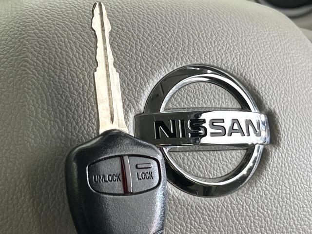 デイズルークス Ｓ　禁煙車　ＳＤナビ　ＣＤ再生　地デジ　エマージェンシーブレーキレス　両側スライドドア　ベンチシート　アイドリングストップ　盗難防止装置　プライバシーガラス（4枚目）