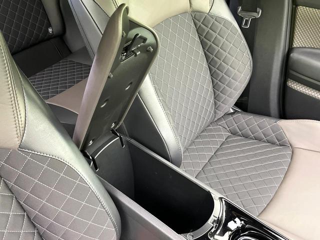 C-HR G 禁煙車 純正8型ディスプレイオーディオ バックカメラ Bluetooth 衝突軽減装置 LEDヘッドライト オートハイビーム シーケンシャルターンランプ レーダークルコン ブラインドスポットモニター(43枚目)