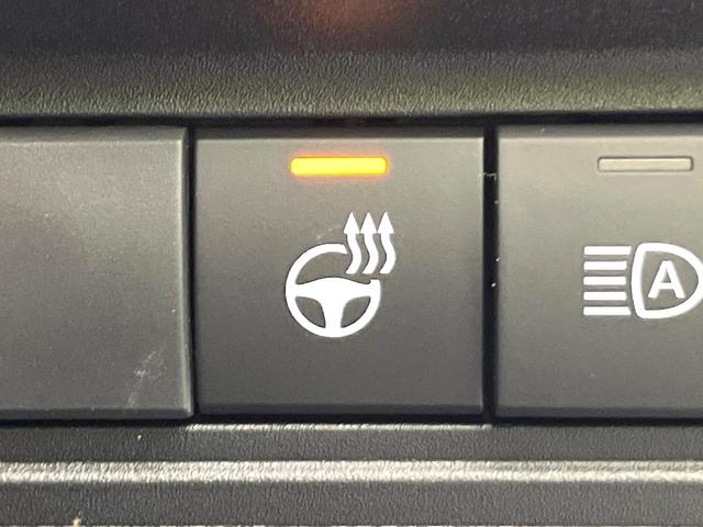 ヤリスクロス Z 禁煙車 後期型 純正8型DA 全周囲カメラ Bluetooth フルセグ 衝突軽減装置 レーダークルーズコントロール ハーフレザーシート 前席シートヒーター ステアリングヒーター LEDヘッドライト(7枚目)