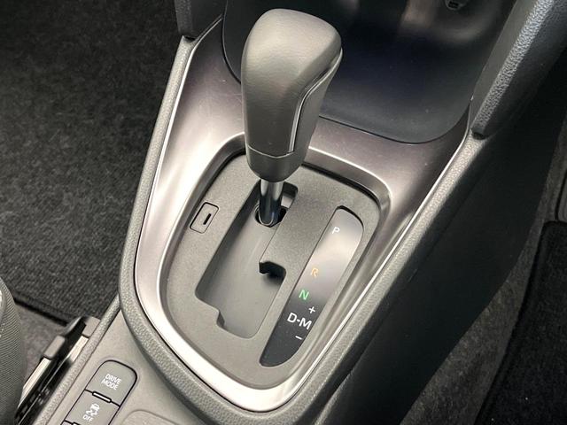 ヤリスクロス Z 禁煙車 後期型 純正8型DA 全周囲カメラ Bluetooth フルセグ 衝突軽減装置 レーダークルーズコントロール ハーフレザーシート 前席シートヒーター ステアリングヒーター LEDヘッドライト(26枚目)