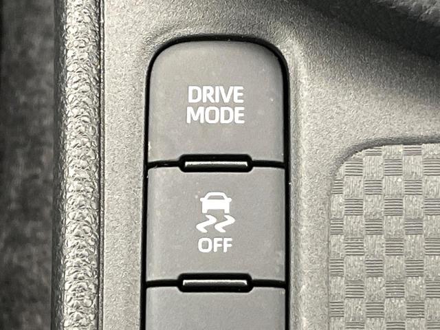 ヤリスクロス Z 禁煙車 後期型 純正8型DA 全周囲カメラ Bluetooth フルセグ 衝突軽減装置 レーダークルーズコントロール ハーフレザーシート 前席シートヒーター ステアリングヒーター LEDヘッドライト(27枚目)