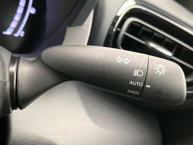 ヤリスクロス Z 禁煙車 後期型 純正8型DA 全周囲カメラ Bluetooth フルセグ 衝突軽減装置 レーダークルーズコントロール ハーフレザーシート 前席シートヒーター ステアリングヒーター LEDヘッドライト(32枚目)