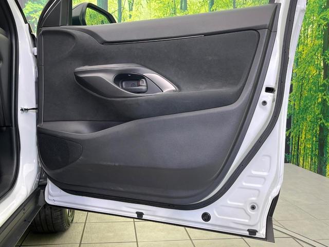 ヤリスクロス Z 禁煙車 後期型 純正8型DA 全周囲カメラ Bluetooth フルセグ 衝突軽減装置 レーダークルーズコントロール ハーフレザーシート 前席シートヒーター ステアリングヒーター LEDヘッドライト(42枚目)