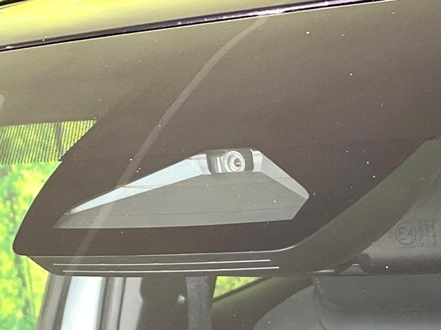 ヤリスクロス Z 禁煙車 後期型 純正8型DA 全周囲カメラ Bluetooth フルセグ 衝突軽減装置 レーダークルーズコントロール ハーフレザーシート 前席シートヒーター ステアリングヒーター LEDヘッドライト(5枚目)