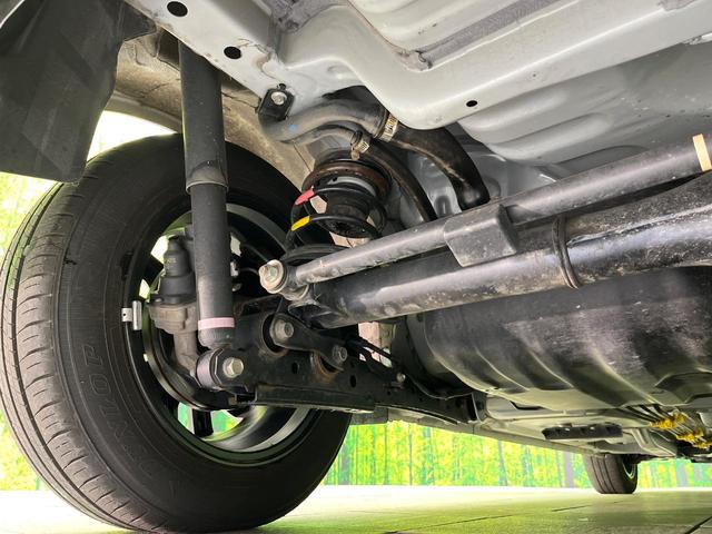 ルーミー カスタムG 4WD 禁煙車 後期型 寒冷地仕様 SDナビ バックカメラ CD/DVD再生 Bluetooth接続 衝突軽減装置 レーダークルコン 両側電動スライドドア 前席シートヒーター LEDヘッドライト(21枚目)