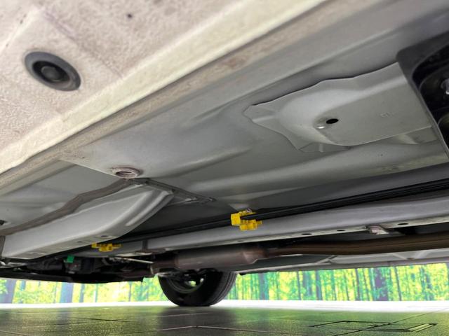 ルーミー カスタムG 4WD 禁煙車 後期型 寒冷地仕様 SDナビ バックカメラ CD/DVD再生 Bluetooth接続 衝突軽減装置 レーダークルコン 両側電動スライドドア 前席シートヒーター LEDヘッドライト(22枚目)