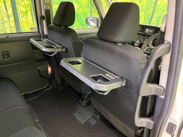 ルーミー カスタムG 4WD 禁煙車 後期型 寒冷地仕様 SDナビ バックカメラ CD/DVD再生 Bluetooth接続 衝突軽減装置 レーダークルコン 両側電動スライドドア 前席シートヒーター LEDヘッドライト(41枚目)