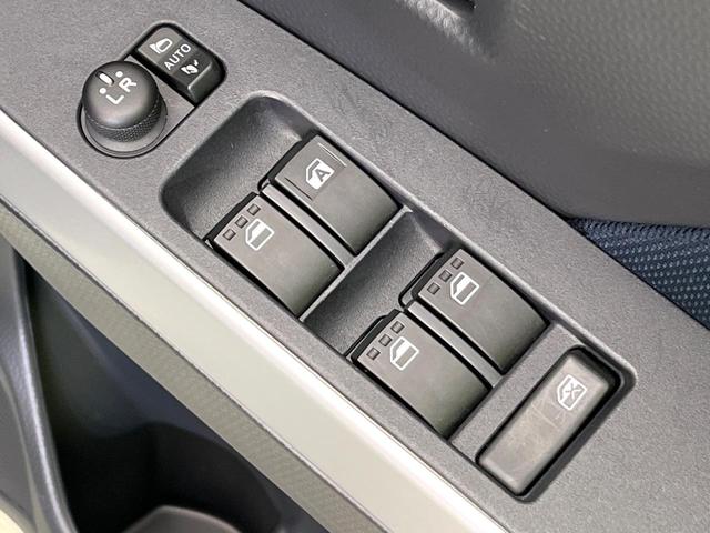 ルーミー カスタムG 4WD 禁煙車 後期型 寒冷地仕様 SDナビ バックカメラ CD/DVD再生 Bluetooth接続 衝突軽減装置 レーダークルコン 両側電動スライドドア 前席シートヒーター LEDヘッドライト(51枚目)