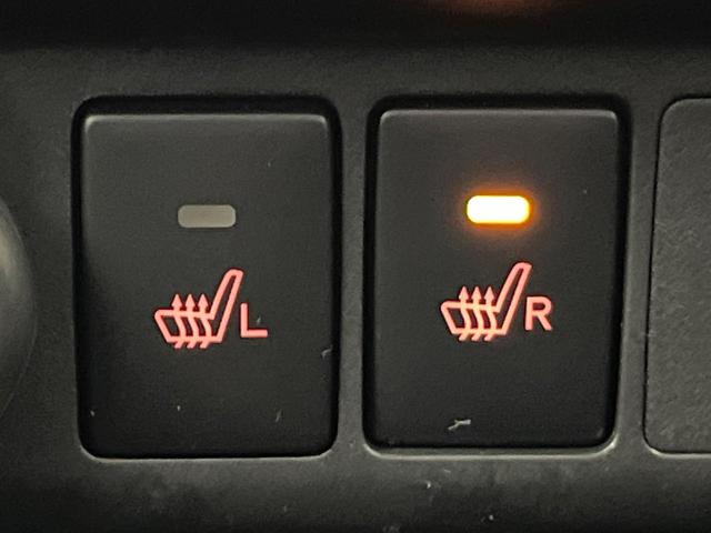 ルーミー カスタムG 4WD 禁煙車 後期型 寒冷地仕様 SDナビ バックカメラ CD/DVD再生 Bluetooth接続 衝突軽減装置 レーダークルコン 両側電動スライドドア 前席シートヒーター LEDヘッドライト(53枚目)