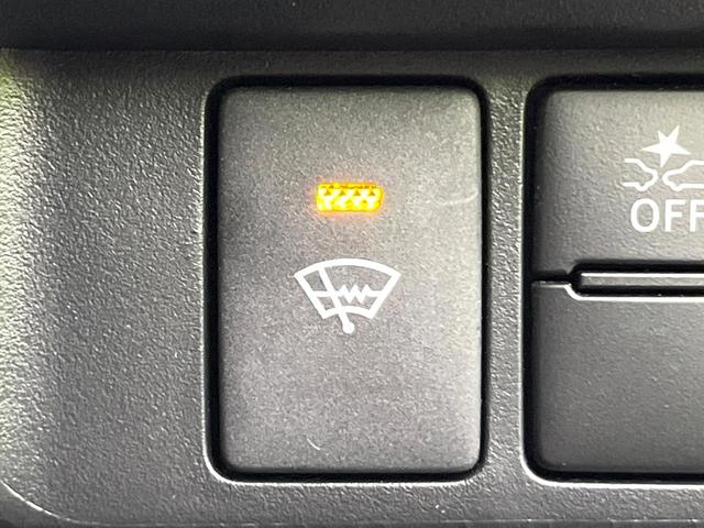 ルーミー カスタムG 4WD 禁煙車 後期型 寒冷地仕様 SDナビ バックカメラ CD/DVD再生 Bluetooth接続 衝突軽減装置 レーダークルコン 両側電動スライドドア 前席シートヒーター LEDヘッドライト(54枚目)