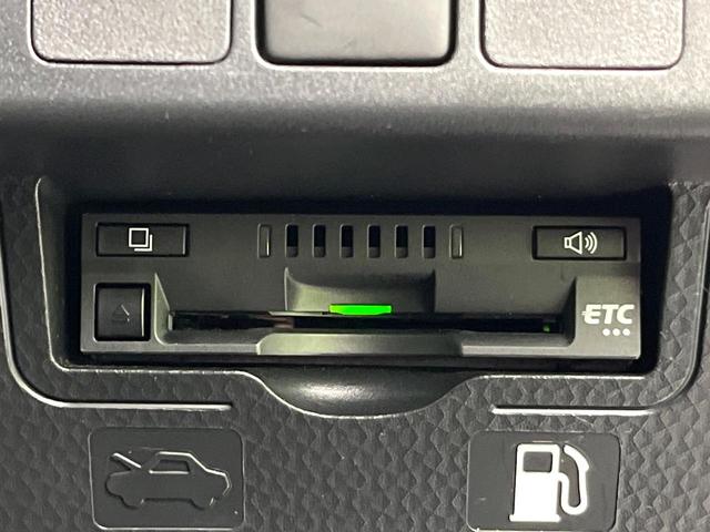 ルーミー カスタムG 4WD 禁煙車 後期型 寒冷地仕様 SDナビ バックカメラ CD/DVD再生 Bluetooth接続 衝突軽減装置 レーダークルコン 両側電動スライドドア 前席シートヒーター LEDヘッドライト(57枚目)