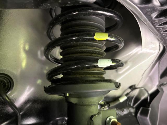 ハスラー タフワイルド 届出済未使用車 衝突軽減装置 レーダークルーズ コーナーセンサー LEDヘッド/フォグ オートマチックハイビーム オートライト 前席シートヒーター オートエアコン スマートキー 車線逸脱警報(20枚目)