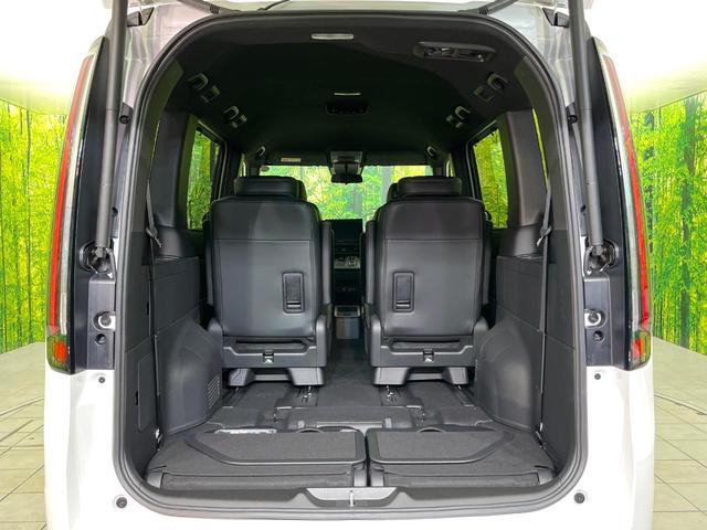 ステップワゴン e:HEVスパーダ 登録済未使用車 現行型 純正11.4型ナビ バックカメラ フルセグ Bluetooth CD/DVD 衝突軽減装置 アダプティブクルコン LEDヘッド/フォグライト 両側電動スライドドア オートライト(12枚目)