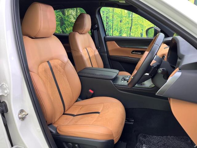 CX-60 XD-ハイブリッド プレミアムスポーツ 4WD 禁煙車 ターボ サンルーフ BOSEサウンド 純正12型ナビ 全周囲カメラ フルセグ Bluetooth 衝突軽減装置 レーダークルコン LEDヘッドライト オートハイビーム パワーバックドア(9枚目)