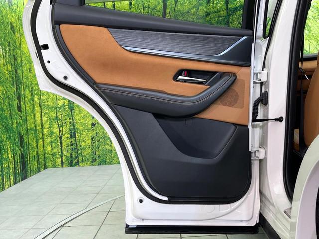 CX-60 XD-ハイブリッド プレミアムスポーツ 4WD 禁煙車 ターボ サンルーフ BOSEサウンド 純正12型ナビ 全周囲カメラ フルセグ Bluetooth 衝突軽減装置 レーダークルコン LEDヘッドライト オートハイビーム パワーバックドア(25枚目)