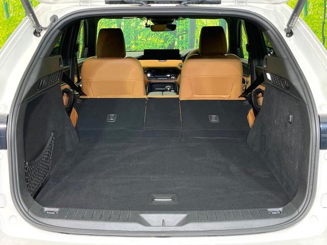 CX-60 XD-ハイブリッド プレミアムスポーツ 4WD 禁煙車 ターボ サンルーフ BOSEサウンド 純正12型ナビ 全周囲カメラ フルセグ Bluetooth 衝突軽減装置 レーダークルコン LEDヘッドライト オートハイビーム パワーバックドア(29枚目)