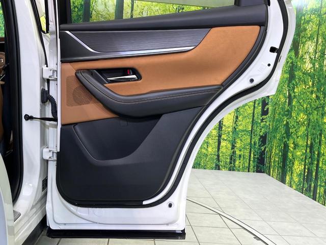 CX-60 XD-ハイブリッド プレミアムスポーツ 4WD 禁煙車 ターボ サンルーフ BOSEサウンド 純正12型ナビ 全周囲カメラ フルセグ Bluetooth 衝突軽減装置 レーダークルコン LEDヘッドライト オートハイビーム パワーバックドア(32枚目)