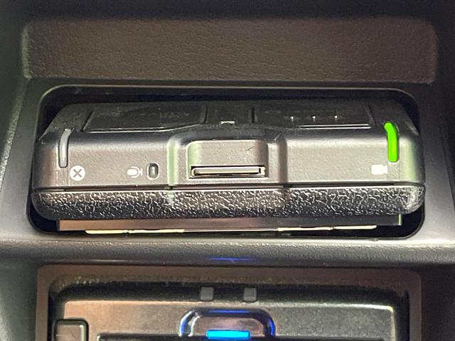 CX-60 XD-ハイブリッド プレミアムスポーツ 4WD 禁煙車 ターボ サンルーフ BOSEサウンド 純正12型ナビ 全周囲カメラ フルセグ Bluetooth 衝突軽減装置 レーダークルコン LEDヘッドライト オートハイビーム パワーバックドア(60枚目)