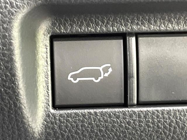 ハリアー Ｇ　禁煙車　純正１２．３型ＤＡ　Ｂｌｕｅｔｏｏｔｈ再生　フルセグ　バックカメラ　衝突軽減装置　レーダークルーズ　電動リアゲート　ハーフレザーシート　パワーシート　コーナーセンサー　オートハイビーム　ＥＴＣ（5枚目）