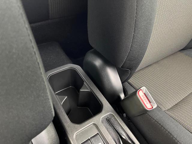 ジムニーノマド ＦＣ　４ＷＤ　登録済未使用車　シートヒーター　衝突被害軽減システム　レーダークルーズ　コーナーセンサー　スマートキー　ＬＥＤヘッド　車線逸脱警報　純正１５インチアルミ　ヘッドライトウォッシャー（41枚目）