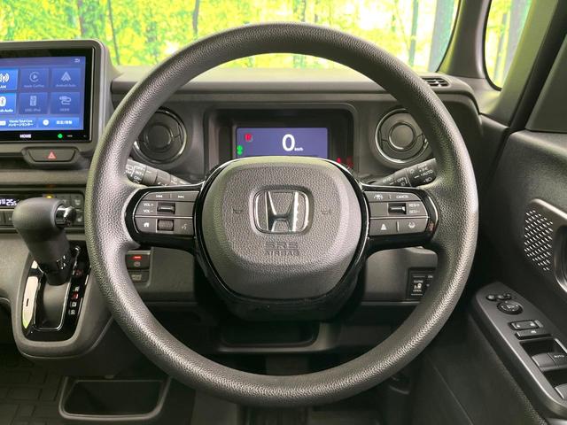 ステアリングも使用感が少なく、きれいな状態となっております♪