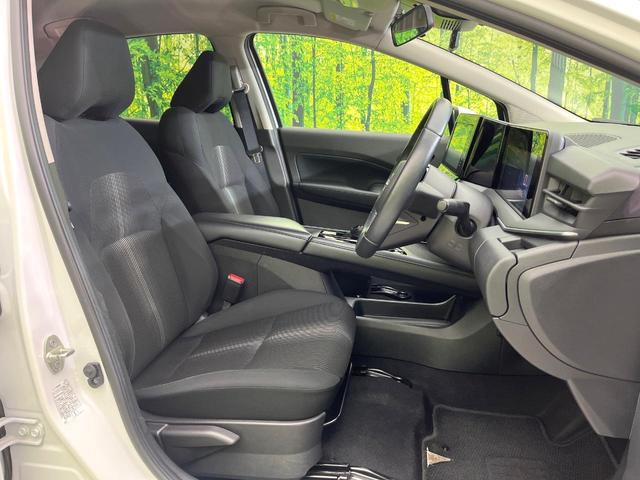 運転席シート廻りは使用感も少なく、良好な状態となっています。丁寧に使われていたことがよくわかりますね。