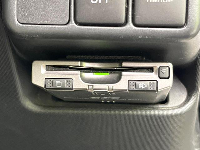 【ＥＴＣ】高速道路の料金所をストレスなく通過！話題のスポットやサービスエリアに多い「スマートＩＣ」利用時は必須のアイテムです。当店でセットアップを実施、ご納車当日からすぐにご利用いただけます！