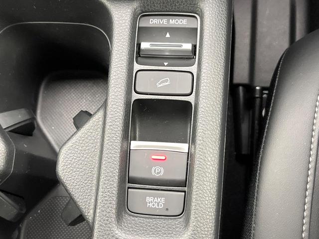 ヴェゼル ｅ：ＨＥＶ　Ｚ　禁煙車　純正９型ナビ　バックカメラ　Ｂｌｕｅｔｏｏｔｈ／ＣＤ／ＤＶＤ／フルセグ　衝突軽減装置　アダプティブクルーズ　ハーフレザーシート　シート／ステアリングヒーター　パワーバックドア　ＬＥＤヘッド（32枚目）