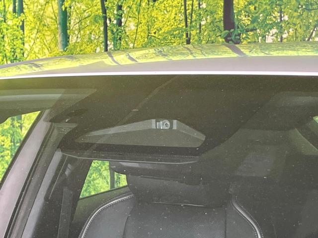 プリウス Z 禁煙車 純正12.3型ナビ 全周囲カメラ フルセグ Bluetooth接続 衝突軽減装置 アドバンストパーク ブラインドスポットモニター LEDヘッド オートハイビーム シートベンチレーション ETC(5枚目)