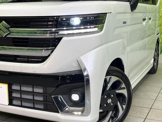 【ＬＥＤヘッドライト】悪天候や夜間走行時も良好な視界を確保し安心して運転できる高輝度ＬＥＤヘッドライトを装備！点灯速度が早く、消費電力も抑えられています。