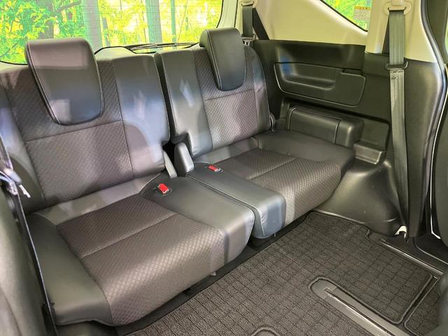 フリードハイブリッド ハイブリッド・Ｇ　禁煙車　純正９型ナビ　バックカメラ　Ｂｌｕｅｔｏｏｔｈ　ＣＤ／ＤＶＤ再生　純正フリップダウンモニター　衝突軽減装置　アダプティブクルコン　ＬＥＤヘッドライト　両側電動スライドドア　前席シートヒーター（11枚目）