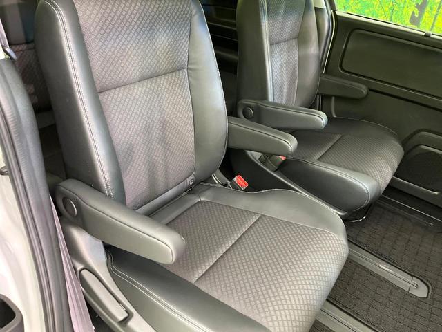 フリードハイブリッド ハイブリッド・Ｇ　禁煙車　純正９型ナビ　バックカメラ　Ｂｌｕｅｔｏｏｔｈ　ＣＤ／ＤＶＤ再生　純正フリップダウンモニター　衝突軽減装置　アダプティブクルコン　ＬＥＤヘッドライト　両側電動スライドドア　前席シートヒーター（50枚目）