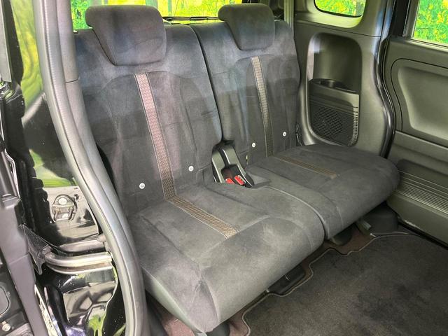 N-BOXカスタム G・Lホンダセンシング 4WD 禁煙車 SDナビ バックカメラ CD/DVD Bluetooth 衝突軽減装置 アダプティブクルコン レーンアシスト LEDヘッド/フォグ オートハイビーム 電動スライドドア 後席サンシェード(9枚目)