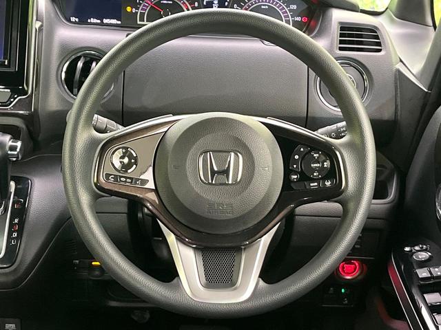 N-BOXカスタム G・Lホンダセンシング 4WD 禁煙車 SDナビ バックカメラ CD/DVD Bluetooth 衝突軽減装置 アダプティブクルコン レーンアシスト LEDヘッド/フォグ オートハイビーム 電動スライドドア 後席サンシェード(11枚目)